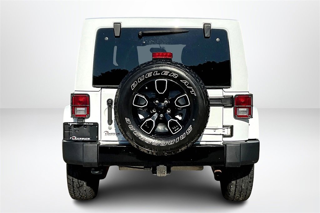 Used 2018 Jeep Wrangler Unlimited Sahara image 6