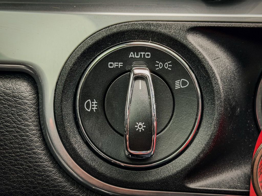 Used 2019 Porsche 911 Carrera image 16