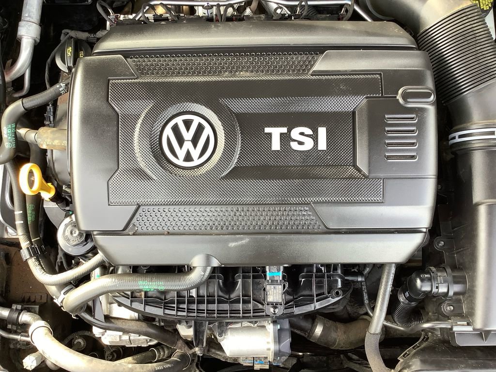 Used 2021 Volkswagen GTI Autobahn image 21