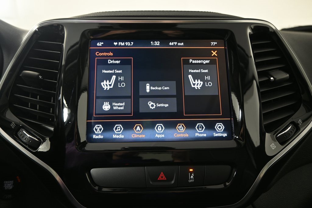 Used 2022 Jeep Cherokee Limited image 29