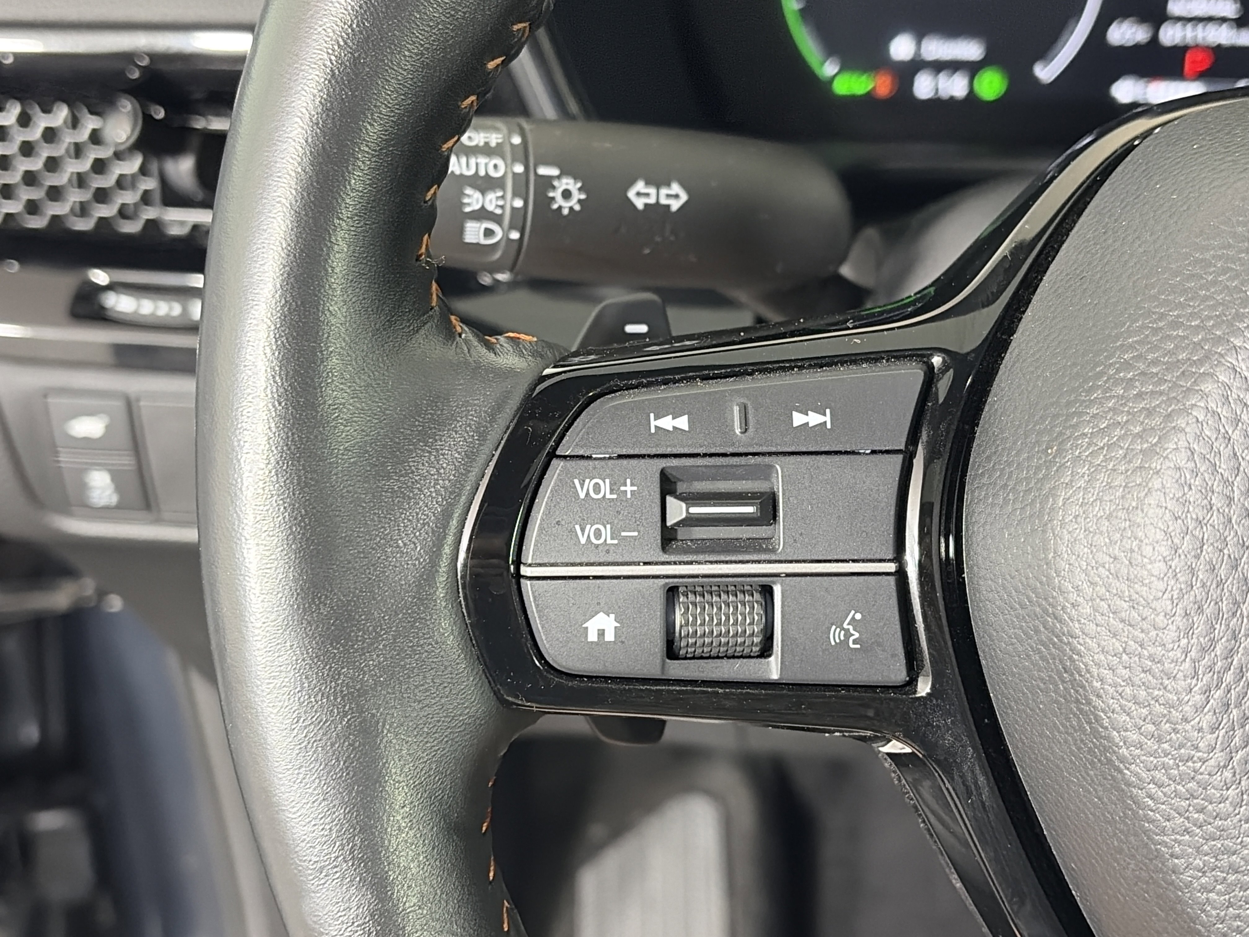 Used 2024 Honda CR-V Sport Touring image 30