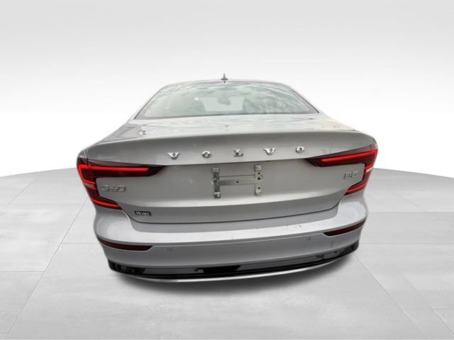Used 2024 Volvo S60 B5 Plus FWD image 35