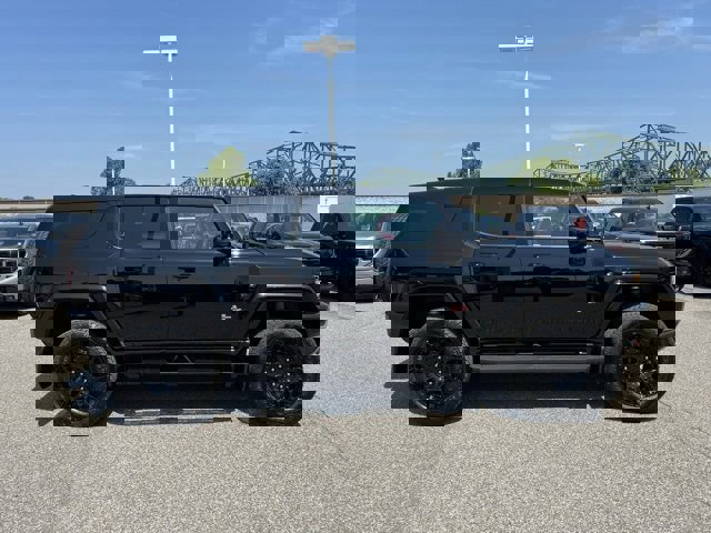 New 2025 GMC Hummer EV 2X w/ LPO, Illumination Package image 6