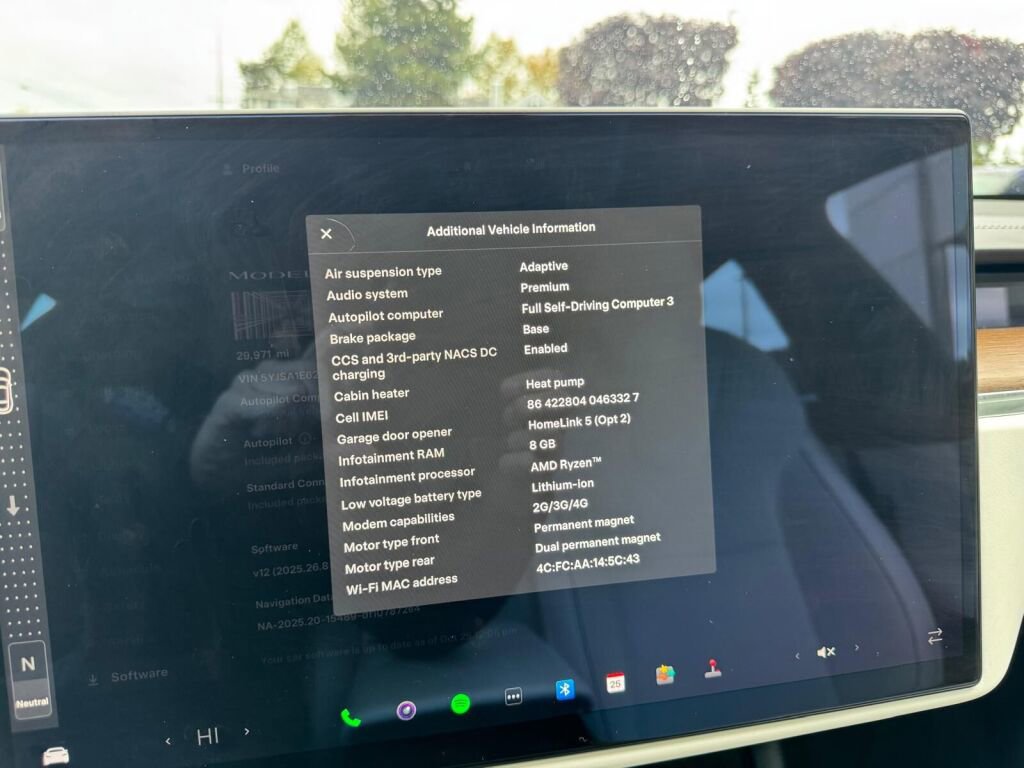 Used 2021 Tesla Model S Plaid image 17