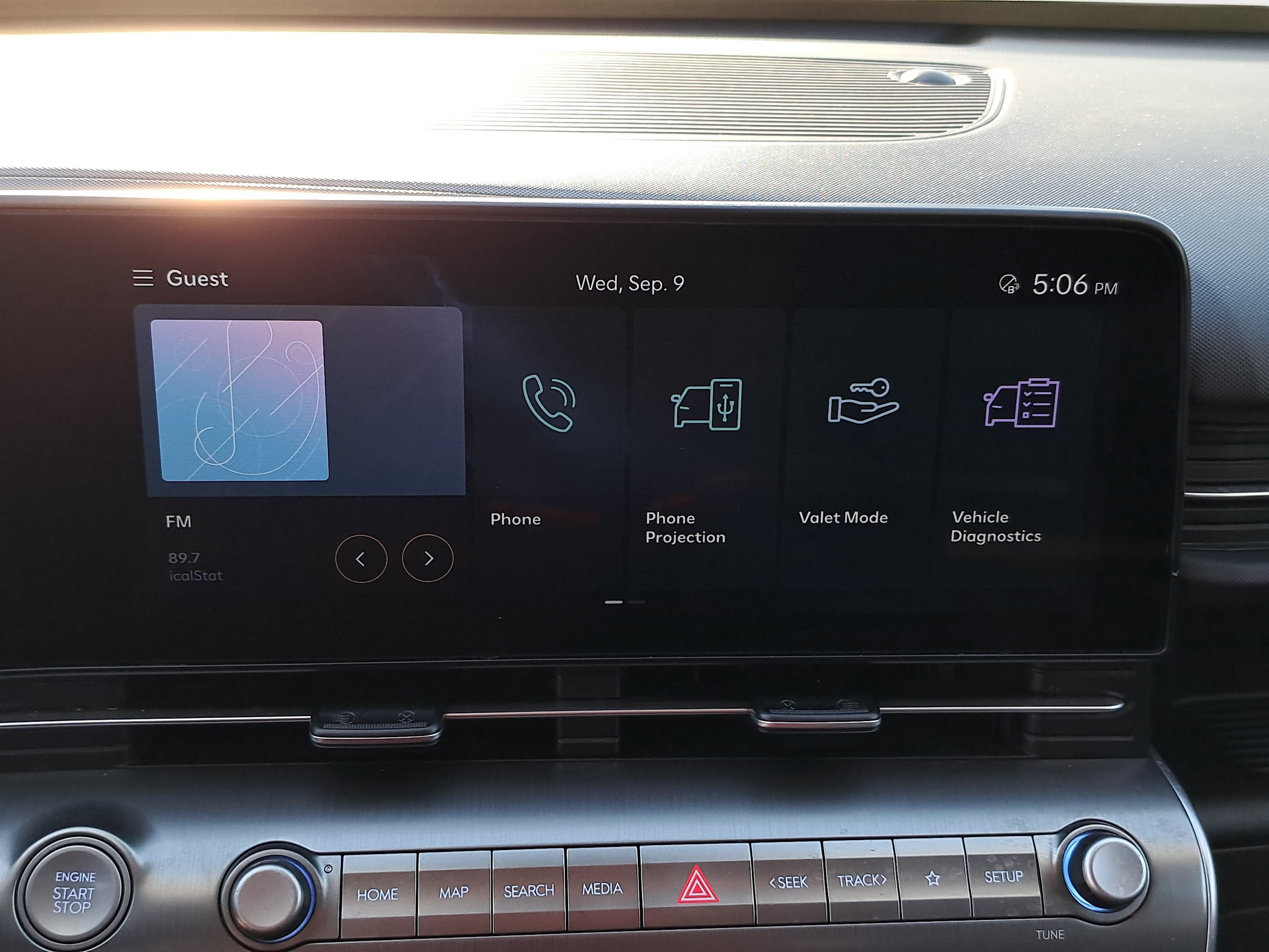 Used 2025 Hyundai Kona SEL FWD image 19