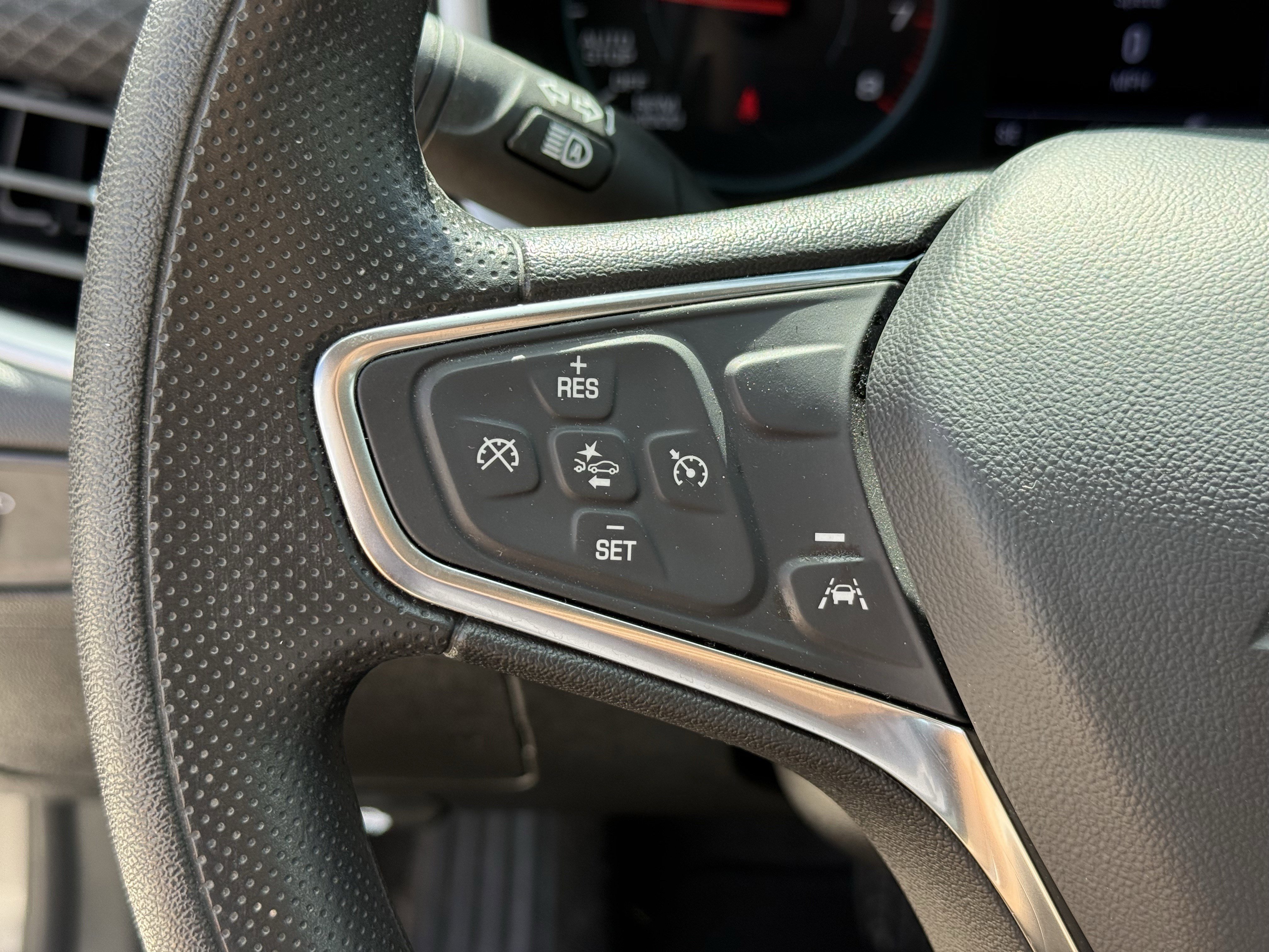 Used 2024 Chevrolet Malibu LT image 11