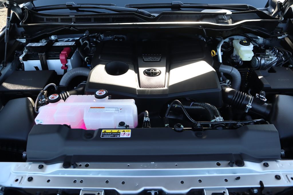 New 2026 Toyota Tundra SR5 image 28