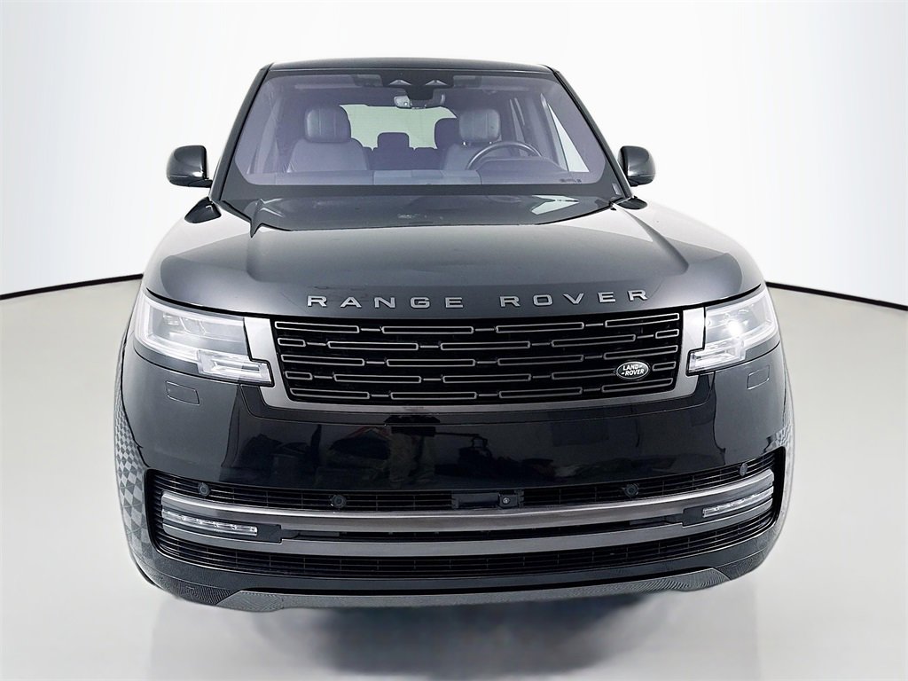 Used 2023 Land Rover Range Rover SE image 6