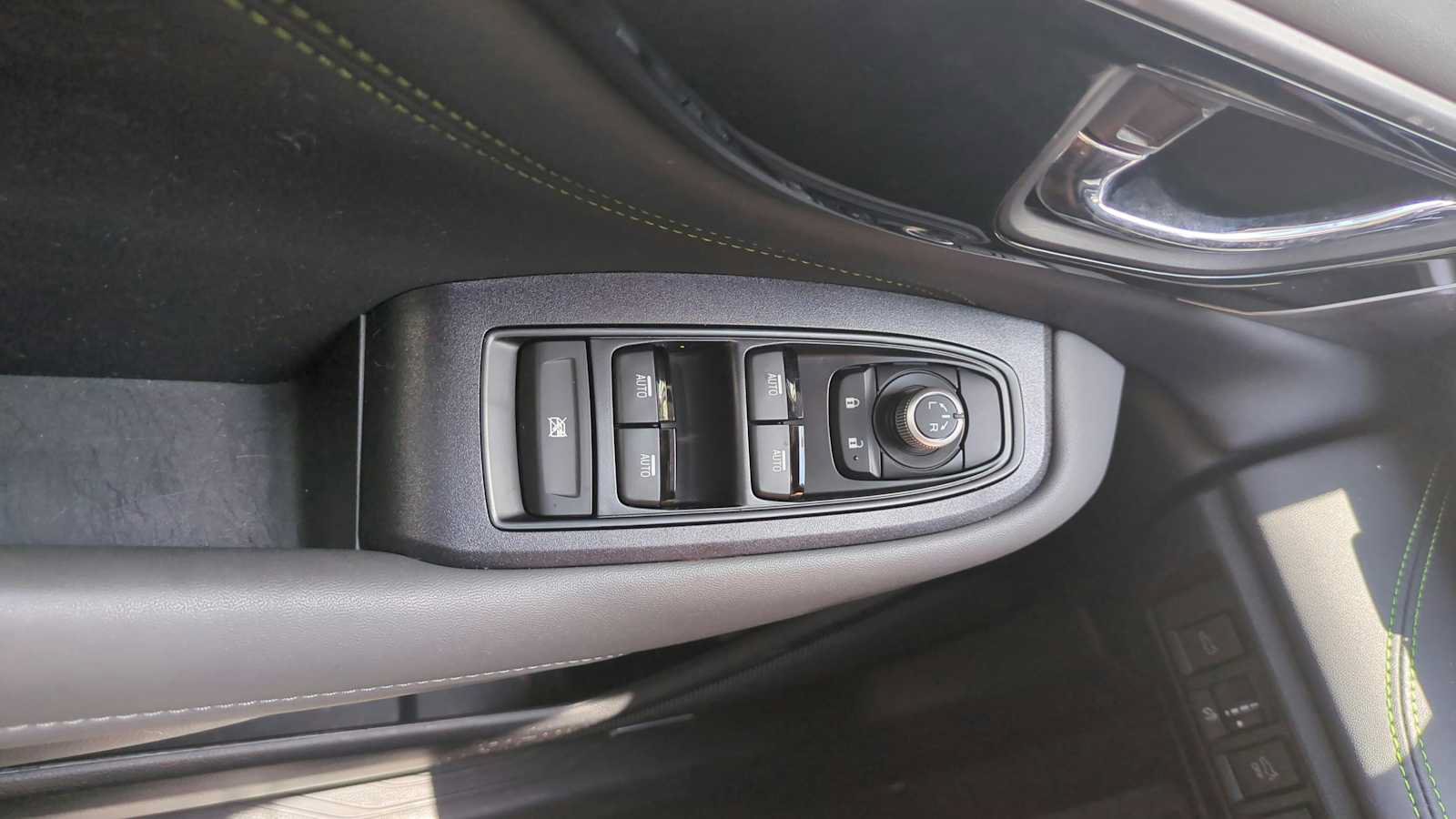 Certified 2025 Subaru Outback Onyx Edition AWD/4WD image 22