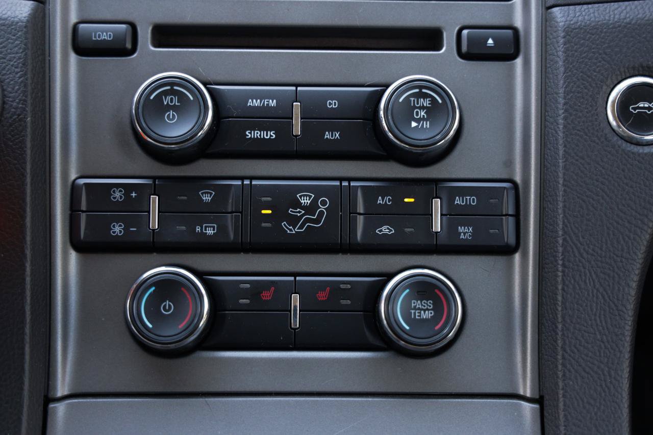 Used 2012 Ford Taurus SEL FWD image 28