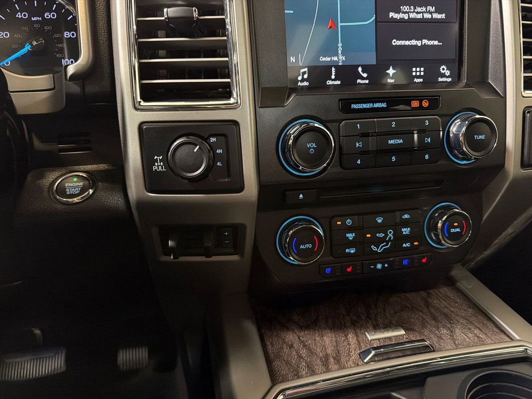 Used 2017 Ford F250 Lariat w/ Lariat Ultimate Package AWD/4WD image 20