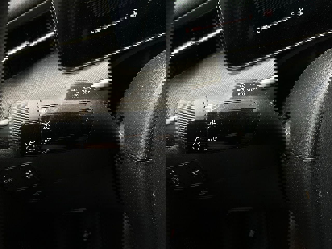 Used 2025 Kia K5 LXS FWD image 37