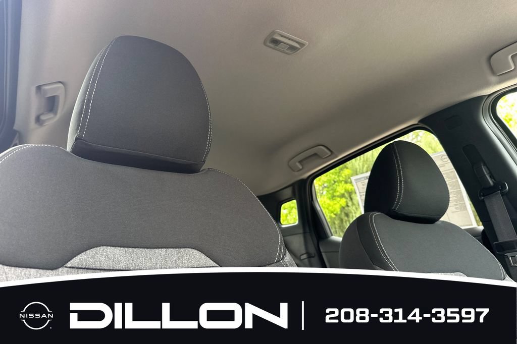 New 2026 Nissan Kicks SV w/ Interior Electronics Package AWD/4WD image 18