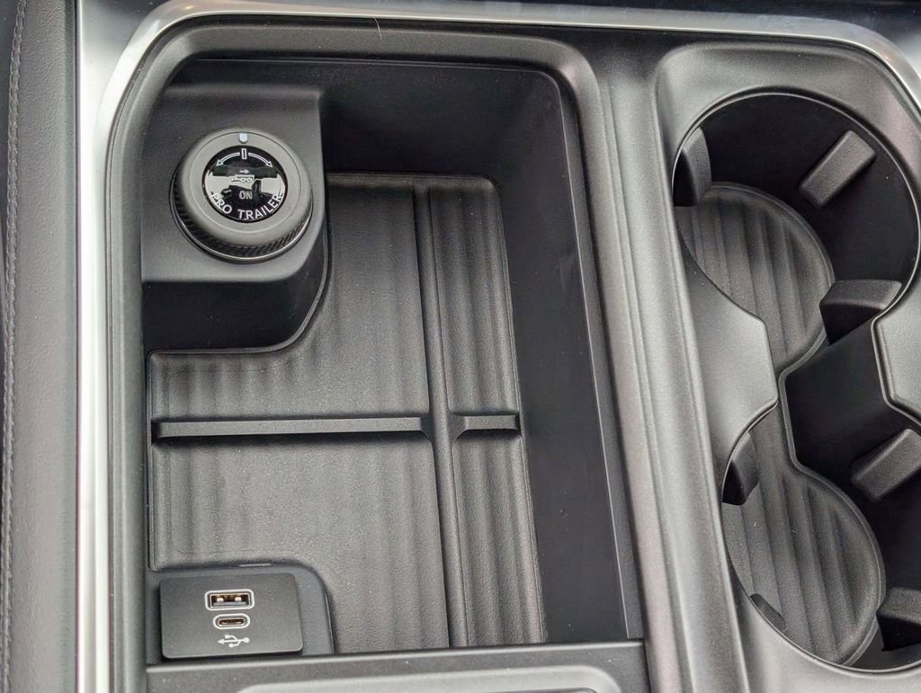 New 2026 Ford Expedition Tremor image 31