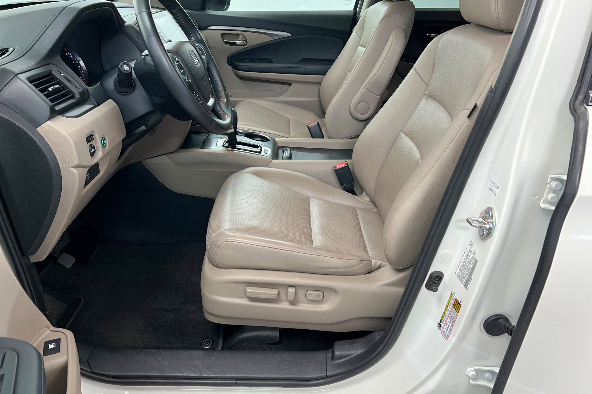 Used 2019 Honda Ridgeline RTL-T image 17