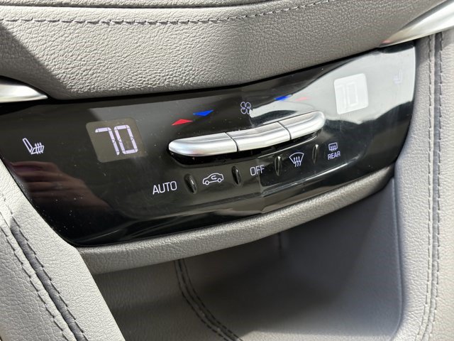 Certified 2023 Cadillac XT5 Premium Luxury w/ LPO, Floor Liner Package AWD/4WD image 23