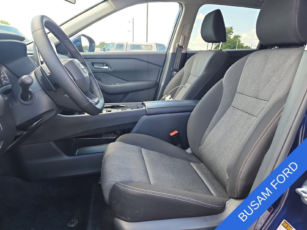 Used 2026 Nissan Rogue SV FWD image 15