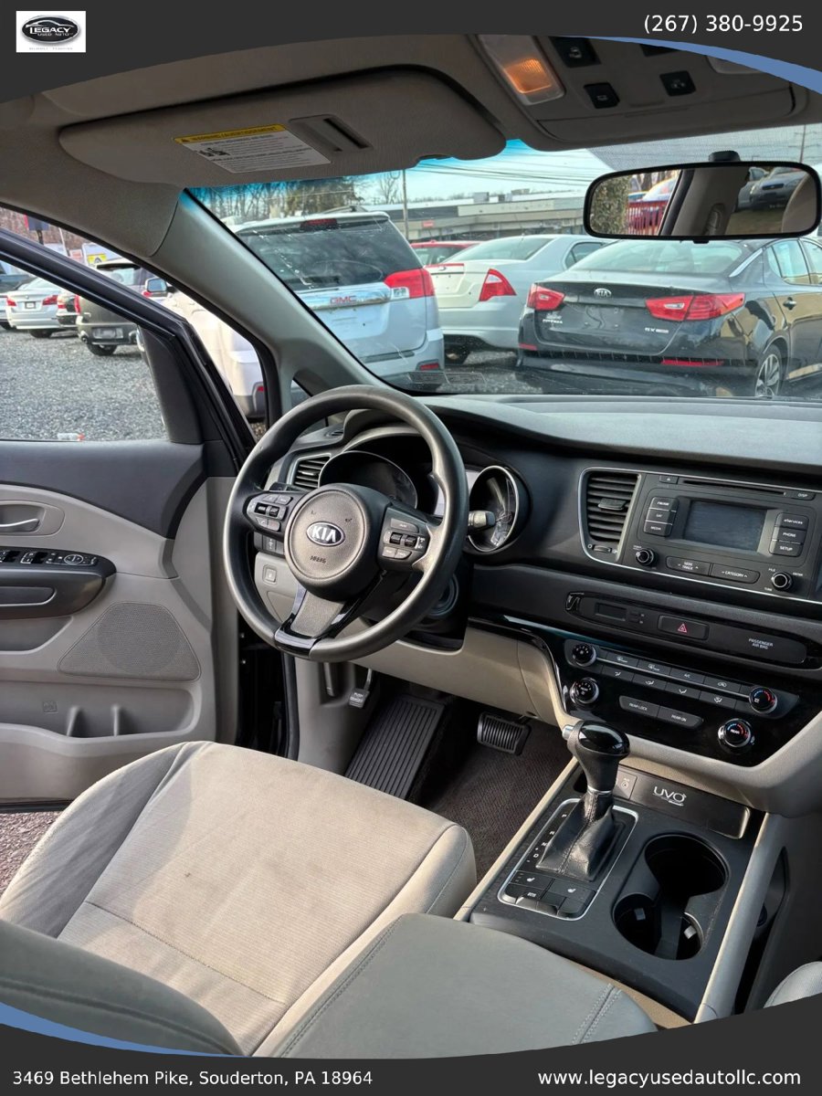 Used 2015 Kia Sedona LX w/ LX Convenience Package image 41
