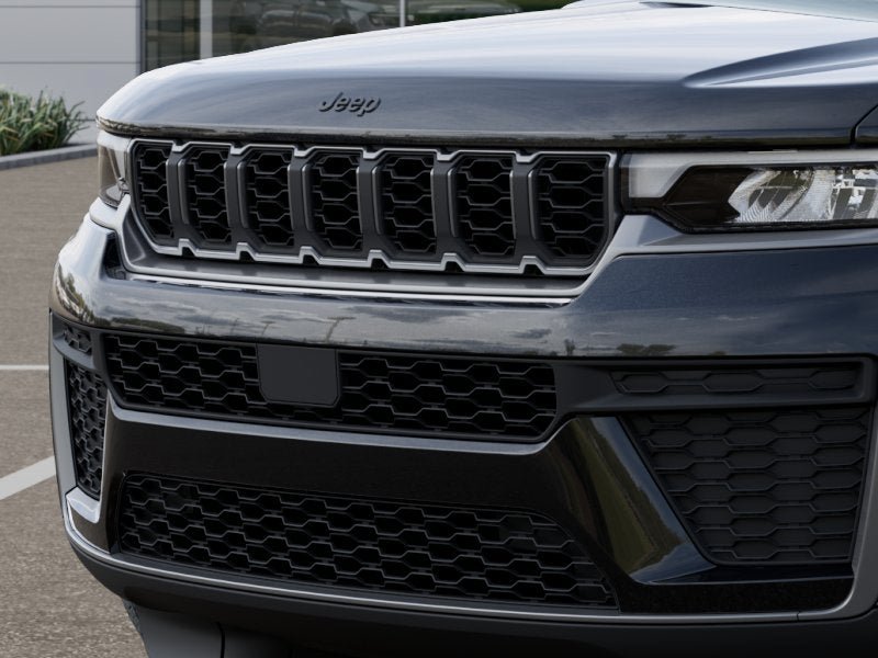 New 2026 Jeep Grand Cherokee Altitude AWD/4WD image 37