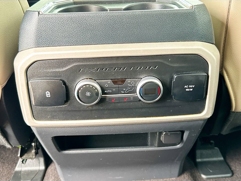 Used 2022 Ford Expedition Max Limited AWD/4WD image 28