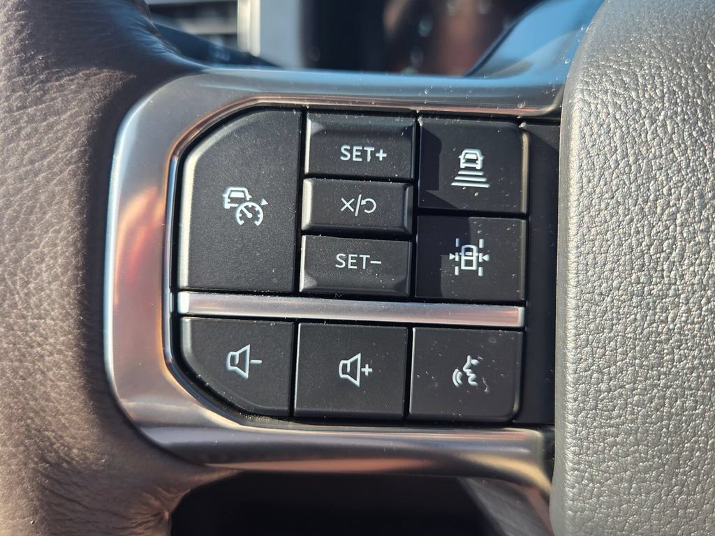 Used 2025 Ford F150 King Ranch w/ FX4 Off-Road Package AWD/4WD image 29