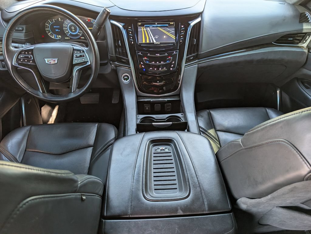 Used 2020 Cadillac Escalade Platinum AWD/4WD image 20