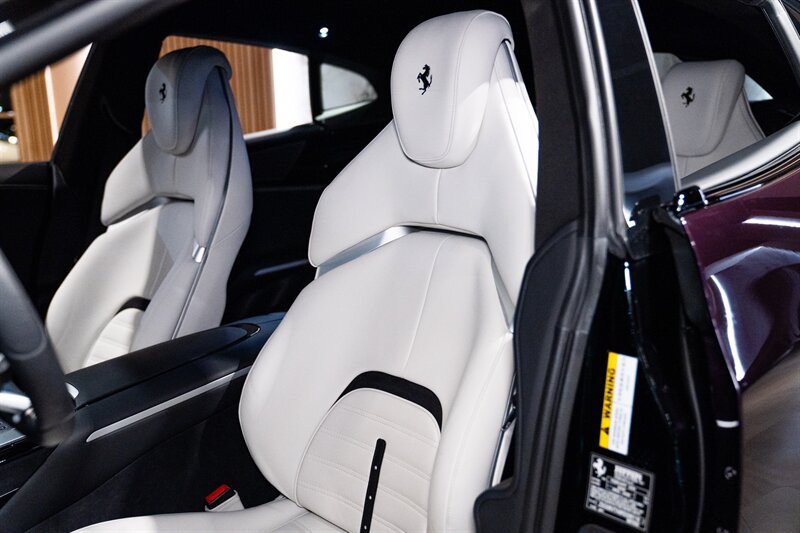 Used 2024 Ferrari Purosangue AWD/4WD image 7