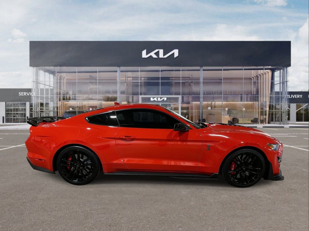 Used 2022 Ford Mustang Shelby GT500 w/ Technology Package image 9