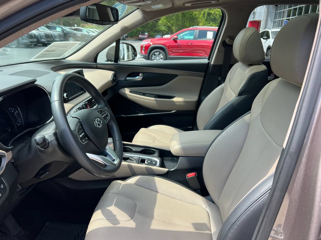 Used 2019 Hyundai Santa Fe Limited FWD image 9