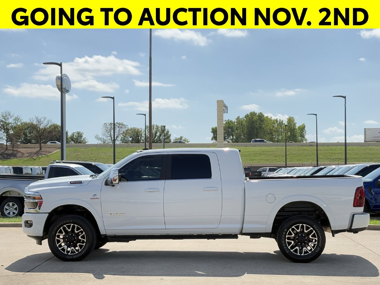 Used 2026 RAM 2500 Limited AWD/4WD image 3