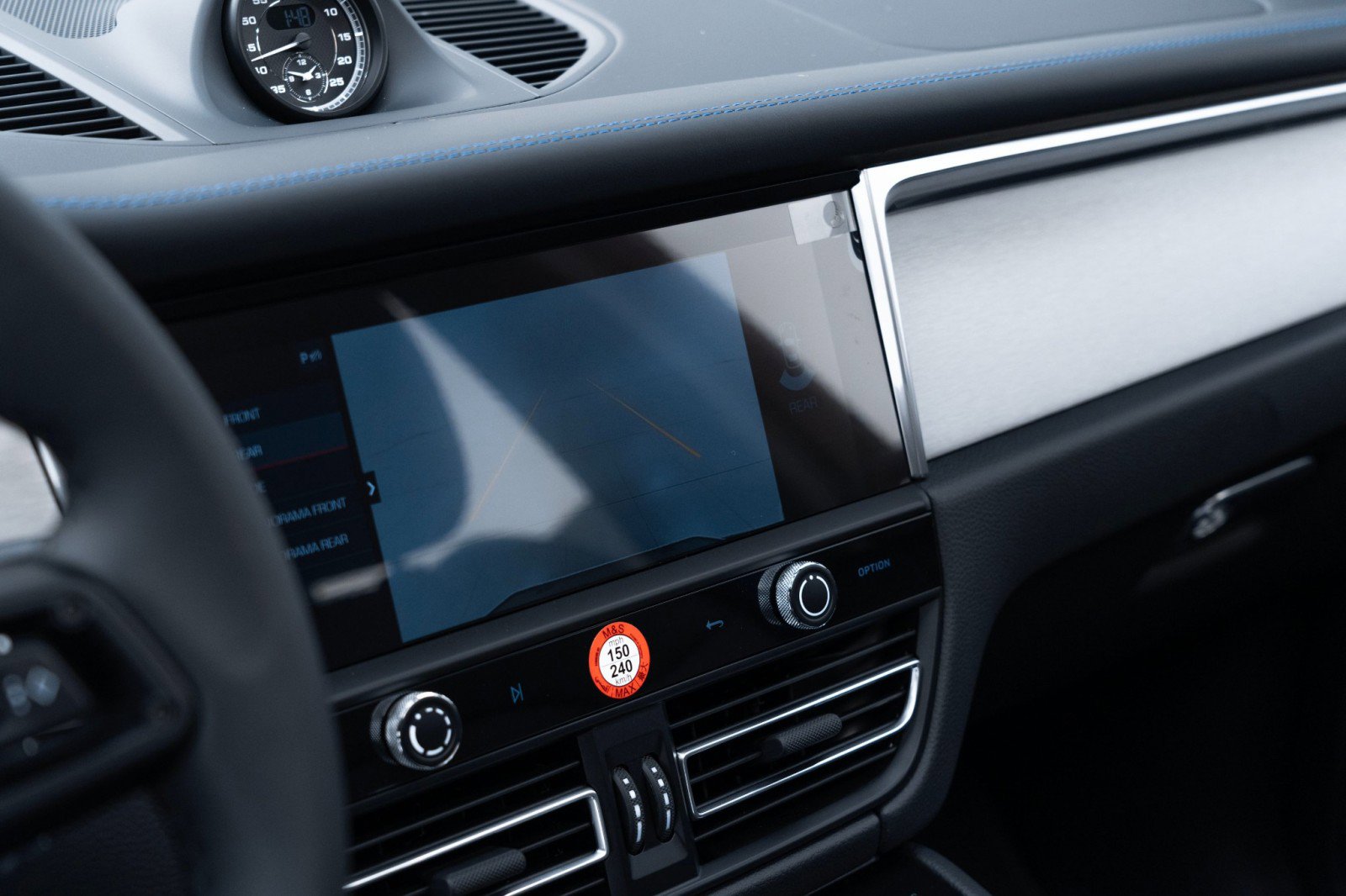 New 2025 Porsche Macan image 25