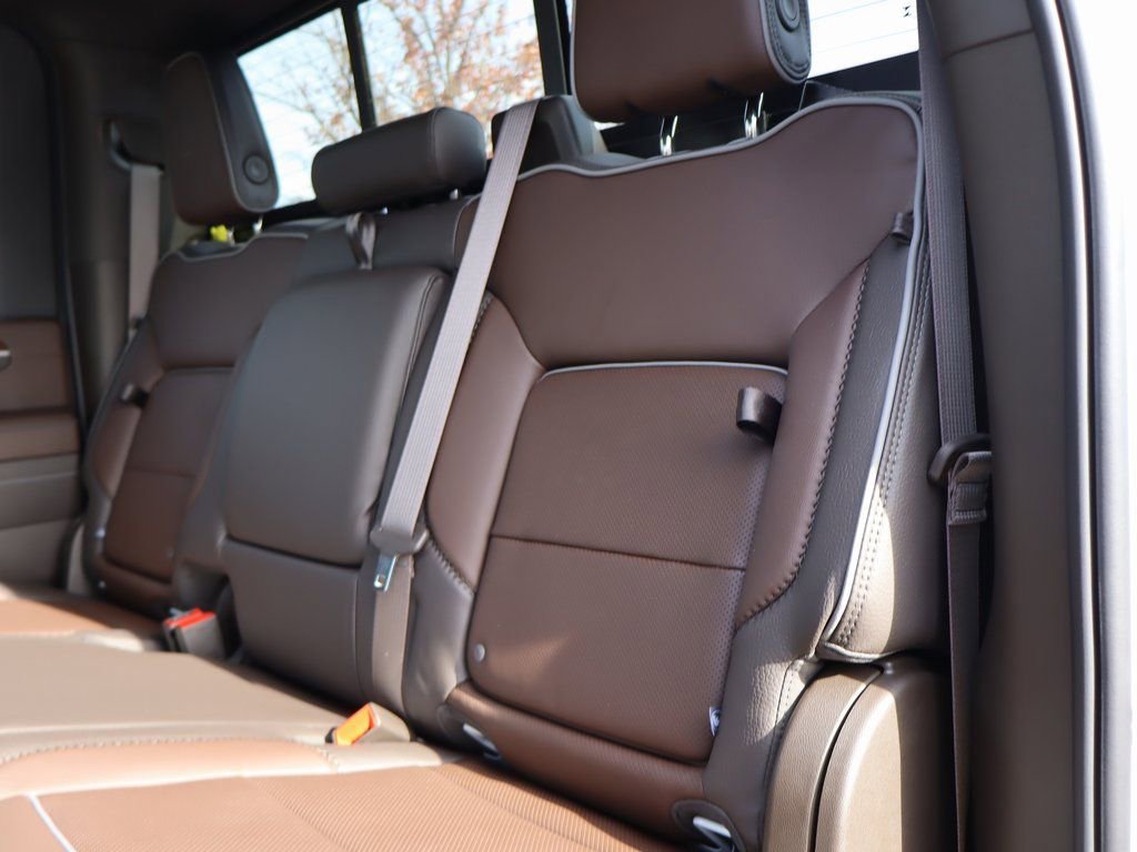 New 2026 GMC Sierra 2500 Denali w/ Denali Reserve Package image 23