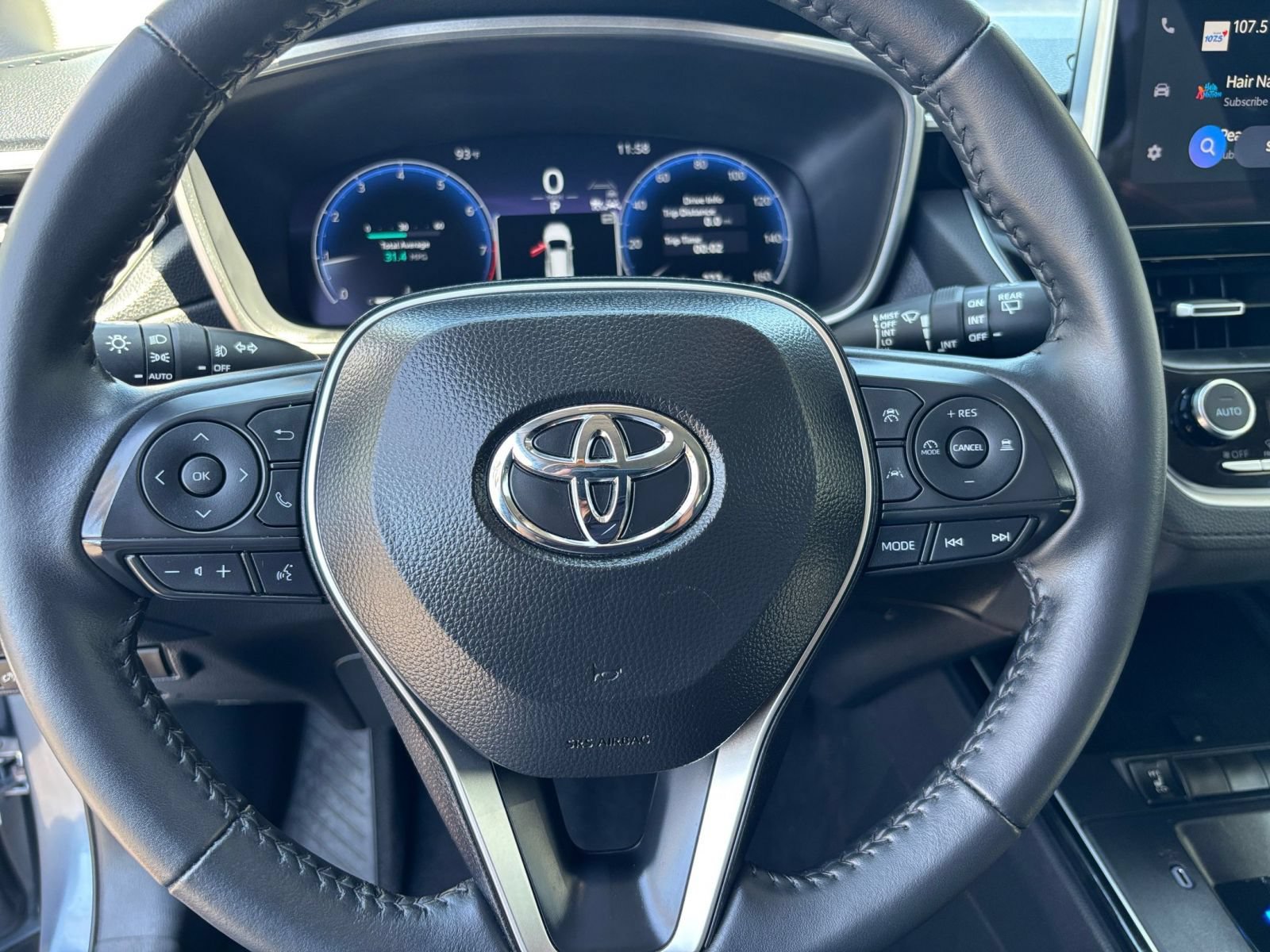 Used 2026 Toyota Corolla Cross XLE FWD image 27