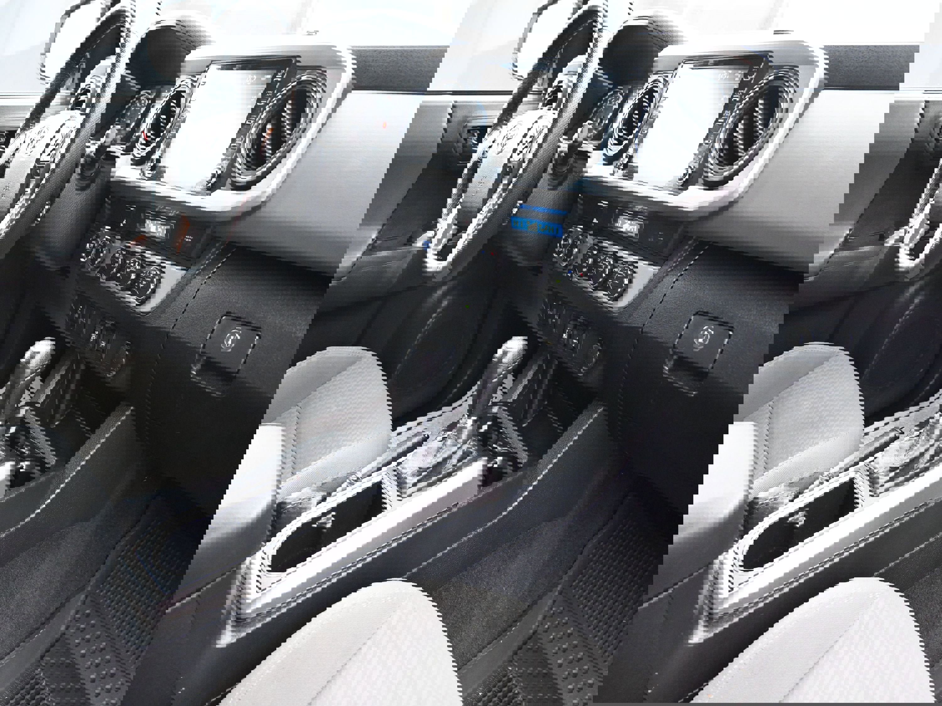 Used 2023 Toyota Tacoma SR5 w/ Technology Package image 28