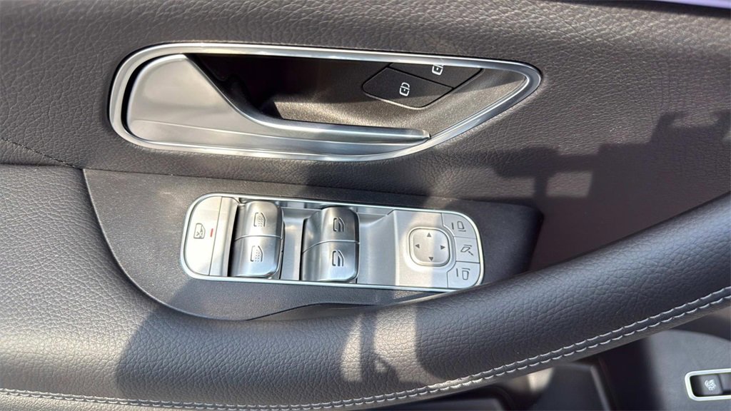 New 2025 Mercedes-Benz GLS 580 GLS  580 image 12