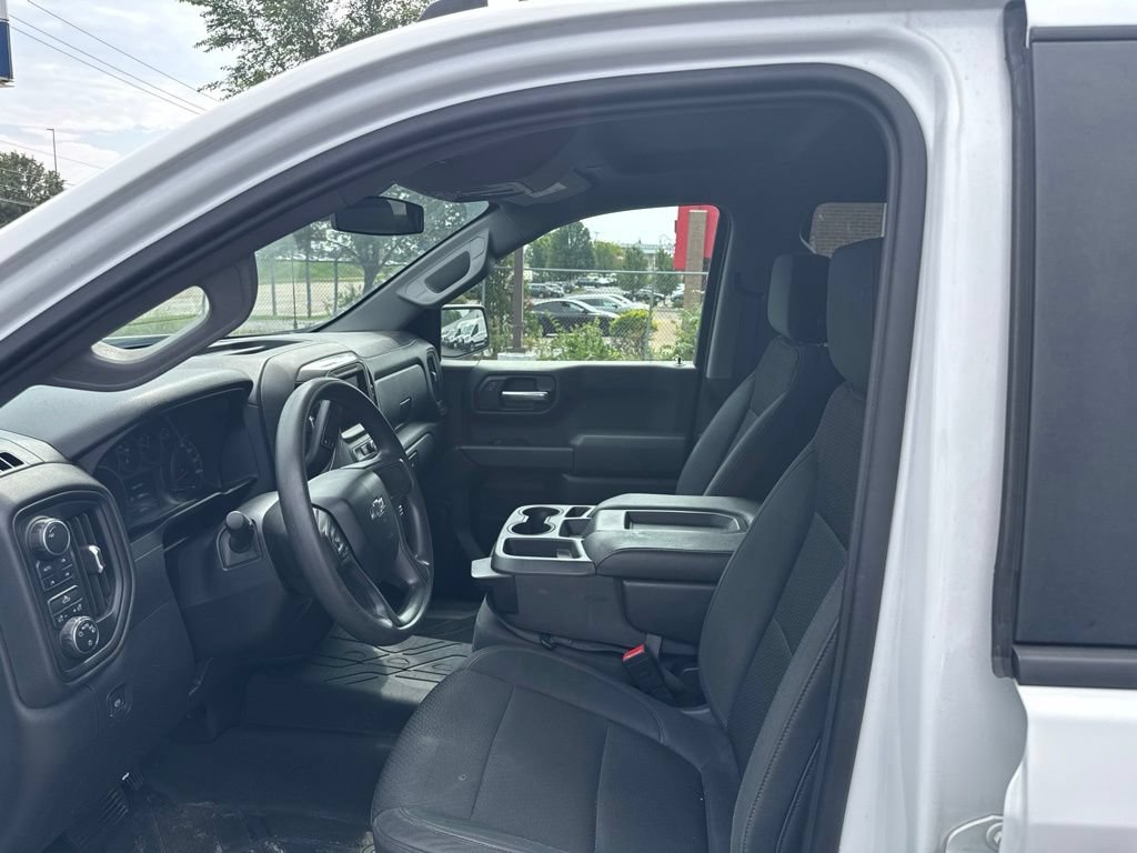 Used 2020 Chevrolet Silverado 1500 Custom Trail Boss w/ Custom Convenience Package AWD/4WD image 9