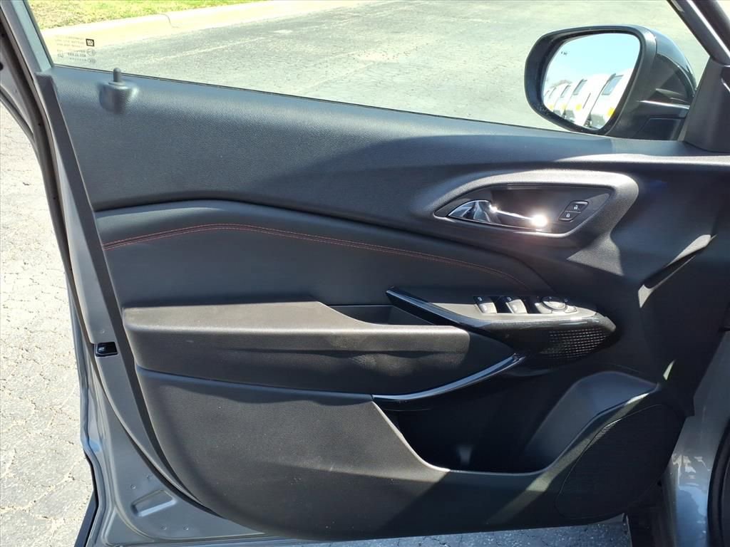 New 2026 Chevrolet Trax RS w/ Driver Confidence Package image 11