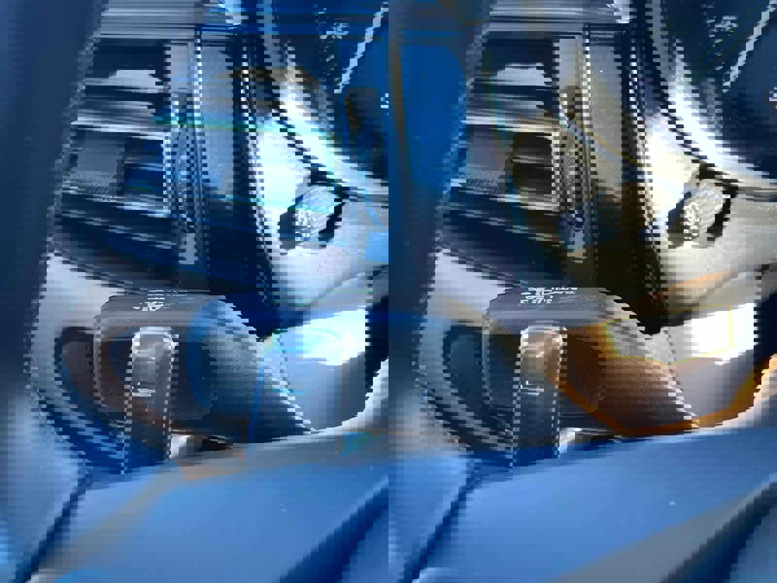 Used 2025 Porsche Macan image 19