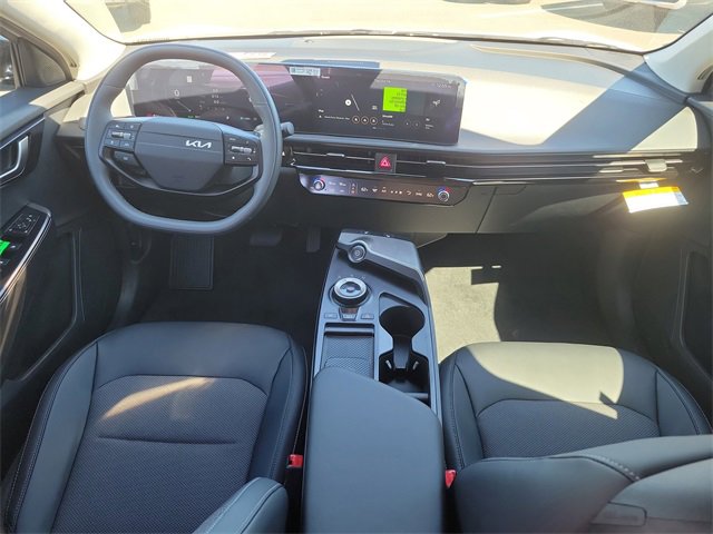 New 2025 Kia EV6 Light w/ Light LR Technology Package image 13