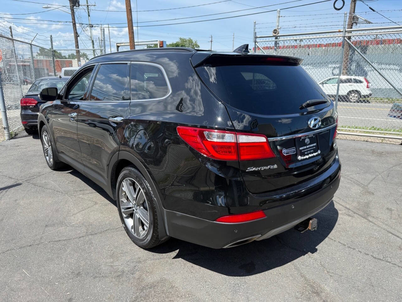 Used 2014 Hyundai Santa Fe Limited w/ Ultimate Package 07 AWD/4WD image 4