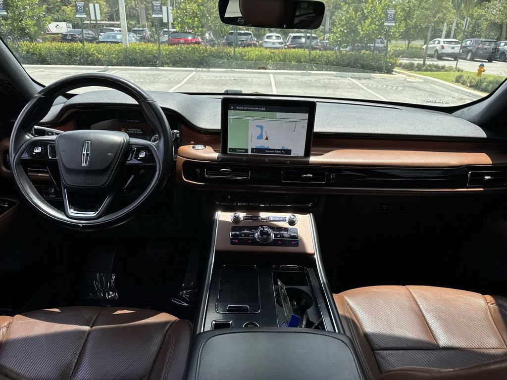 Used 2020 Lincoln Aviator Reserve RWD image 14