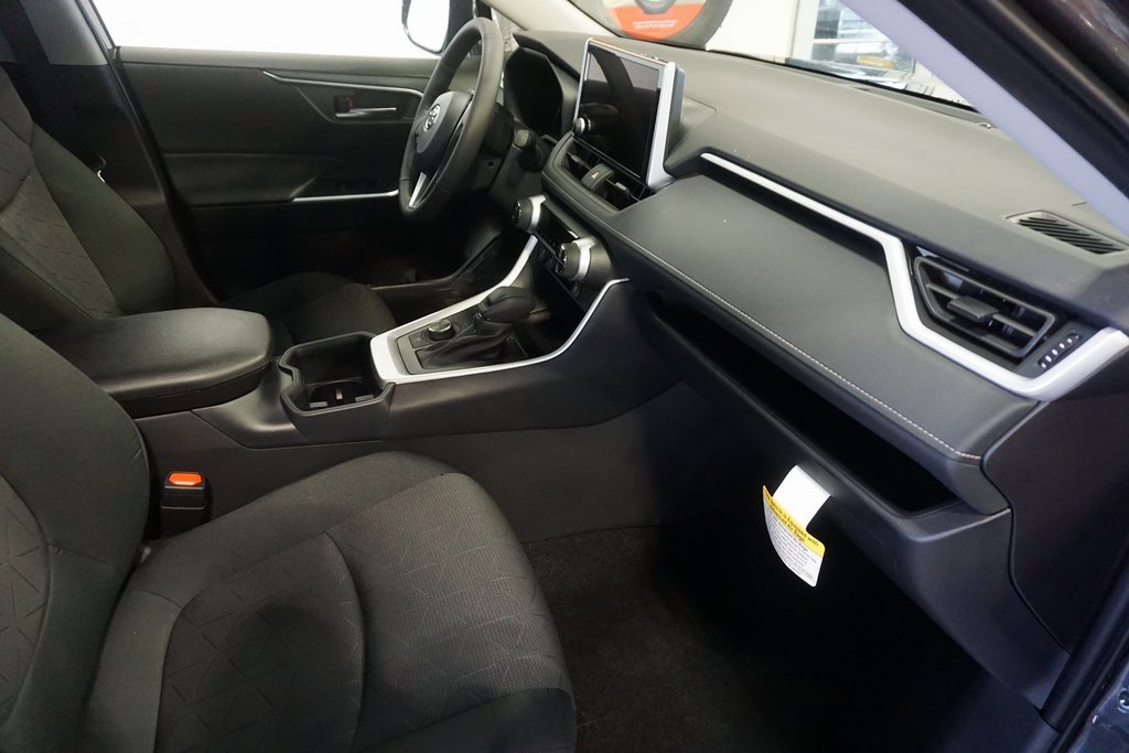 New 2025 Toyota RAV4 XLE image 27