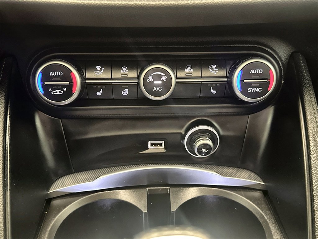 Used 2023 Alfa Romeo Stelvio Veloce image 17