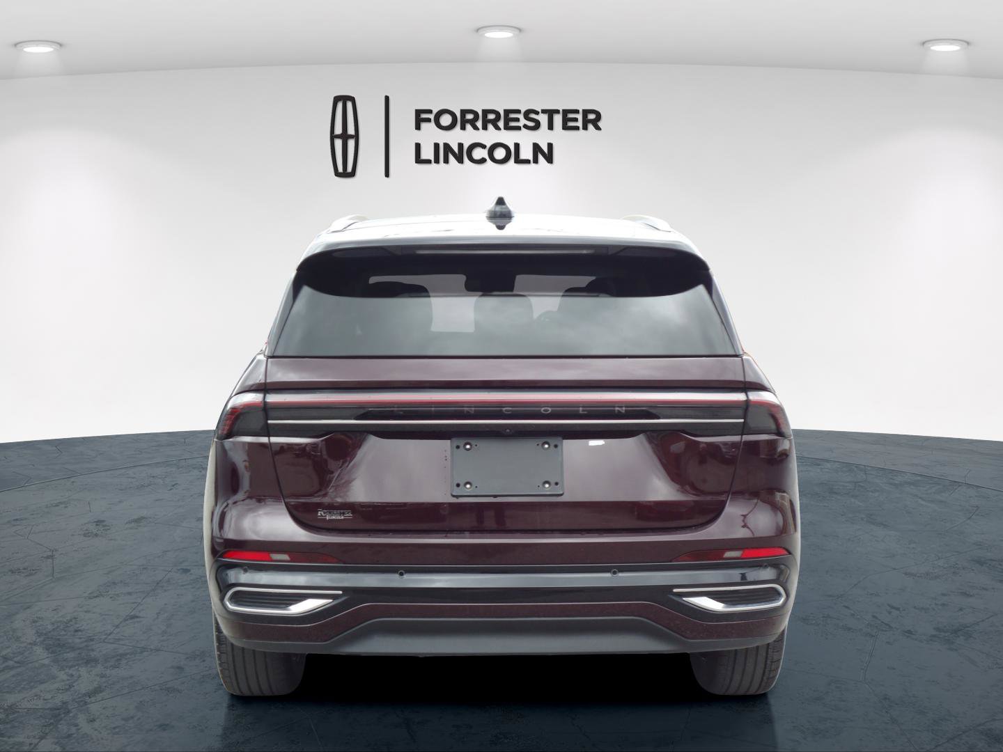 Used 2024 Lincoln Nautilus Reserve AWD/4WD image 4