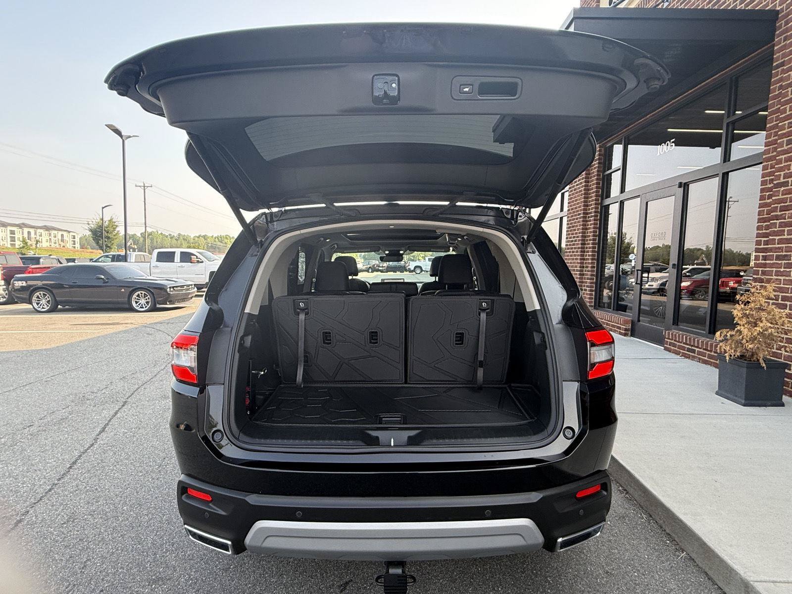 Used 2024 Honda Pilot Touring image 29