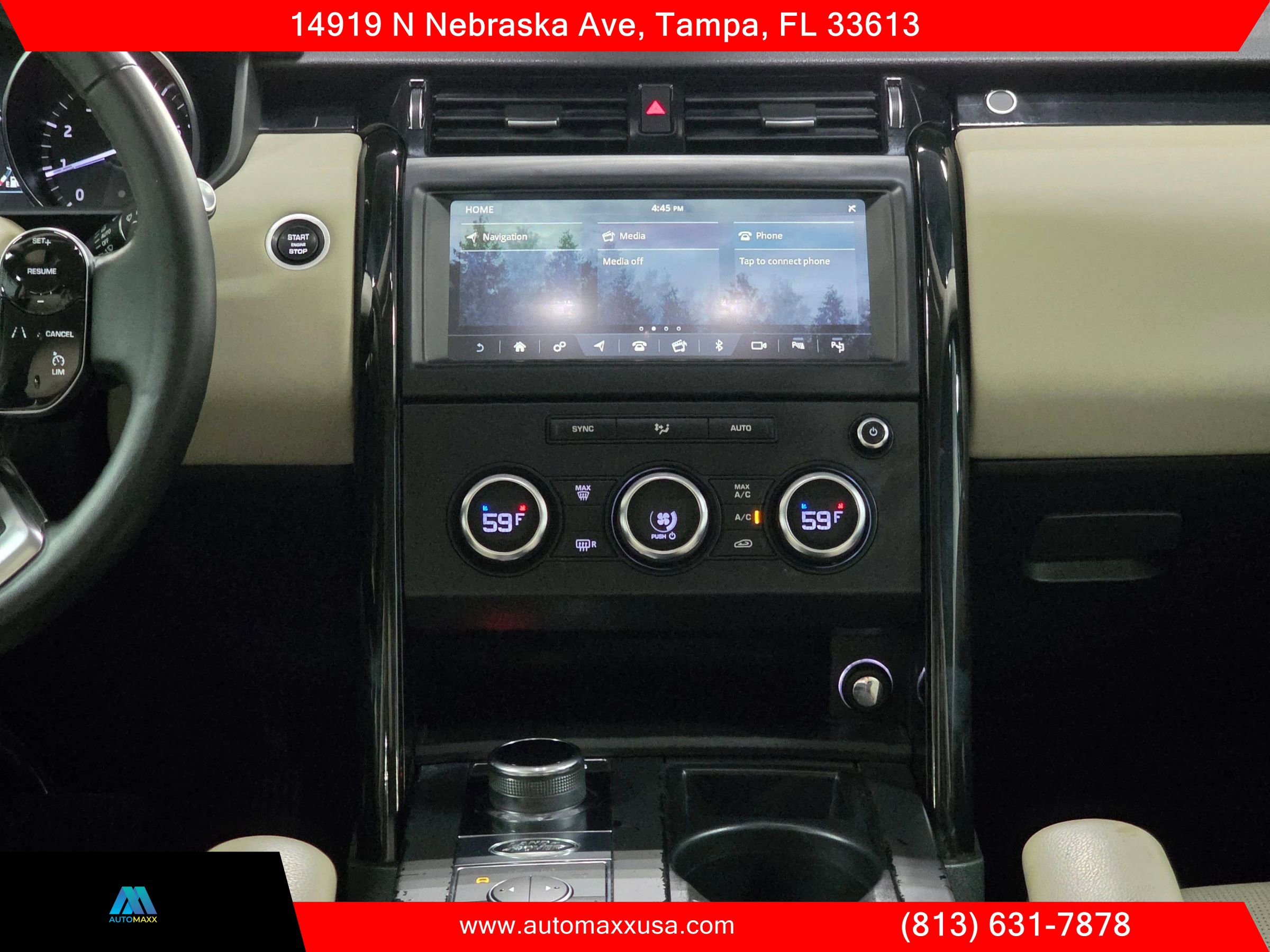 Used 2019 Land Rover Discovery SE AWD/4WD image 17