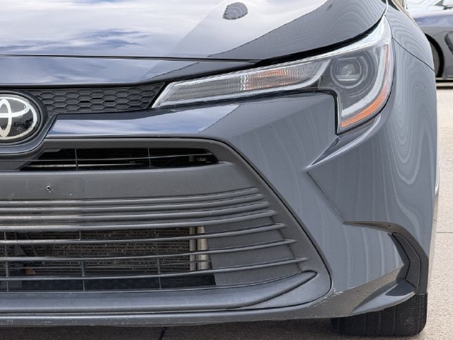 Used 2024 Toyota Corolla LE FWD image 9