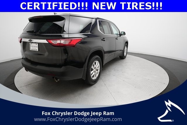 Used 2021 Chevrolet Traverse LS image 35