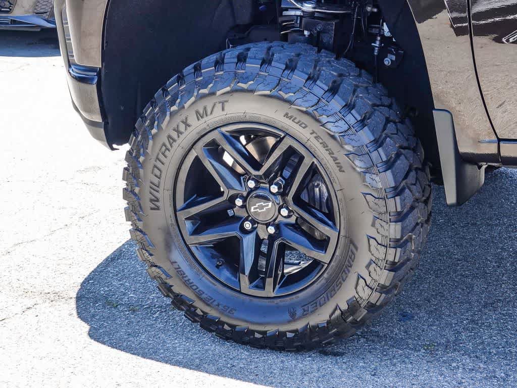 Used 2020 Chevrolet Silverado 1500 LT Trail Boss AWD/4WD image 9