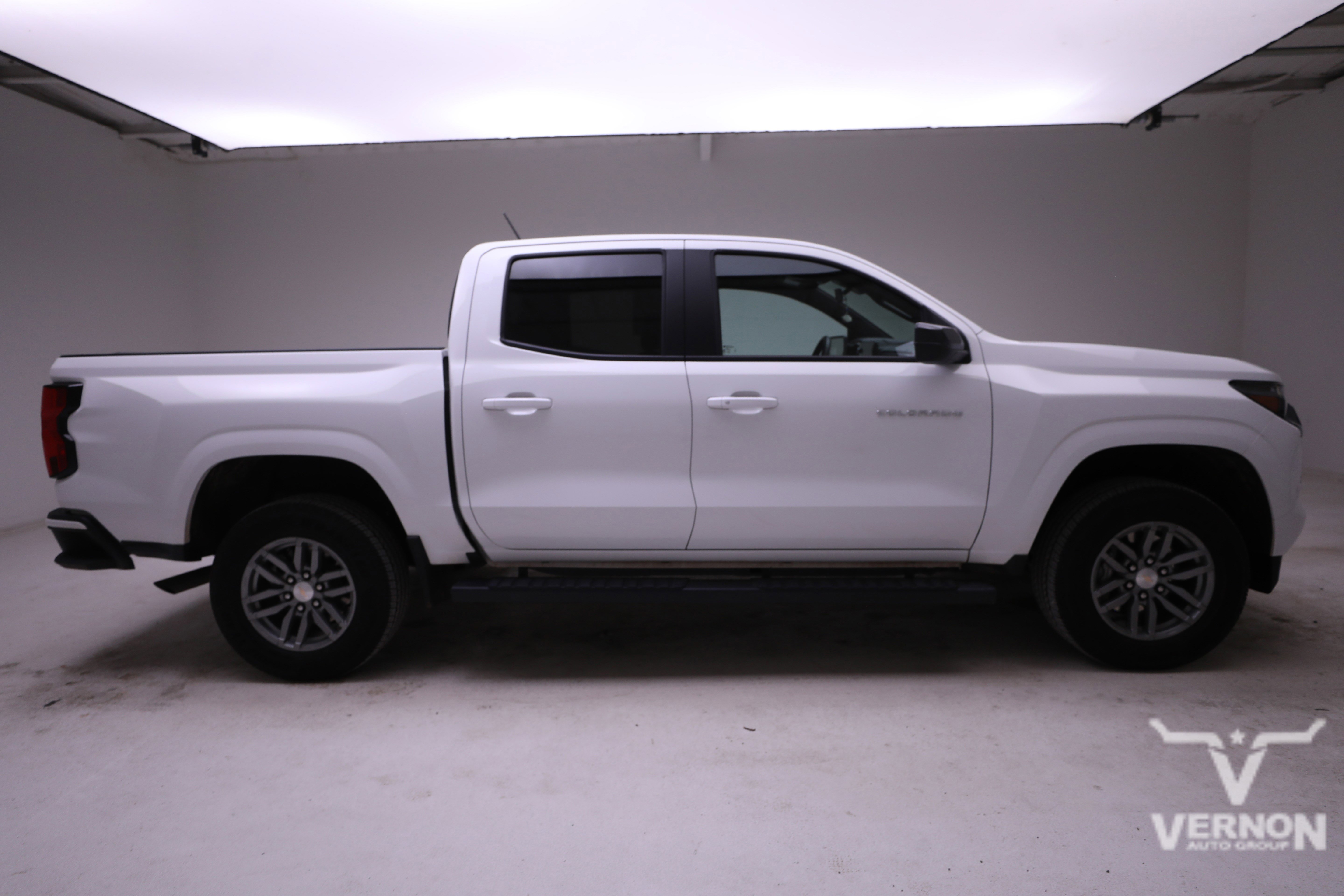 Used 2024 Chevrolet Colorado LT w/ LT Convenience Package image 6